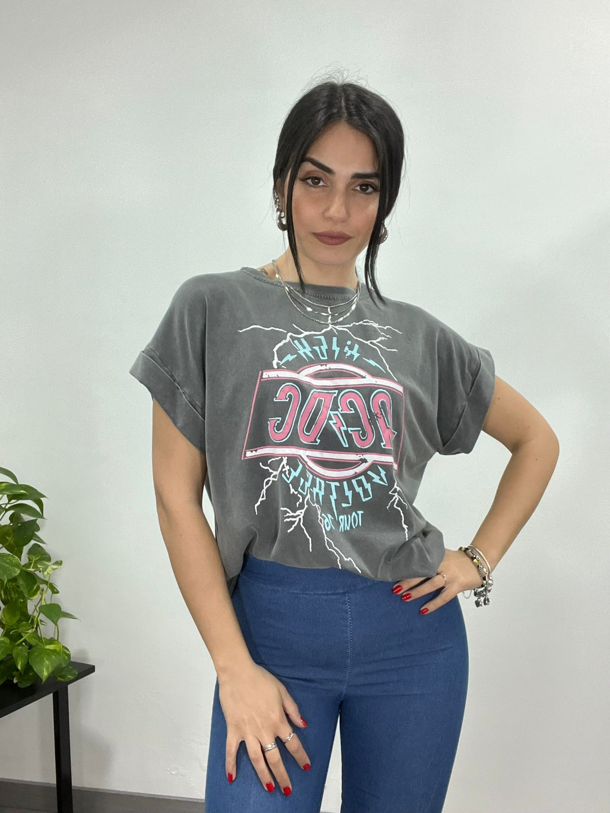 T-Shirt Voltage