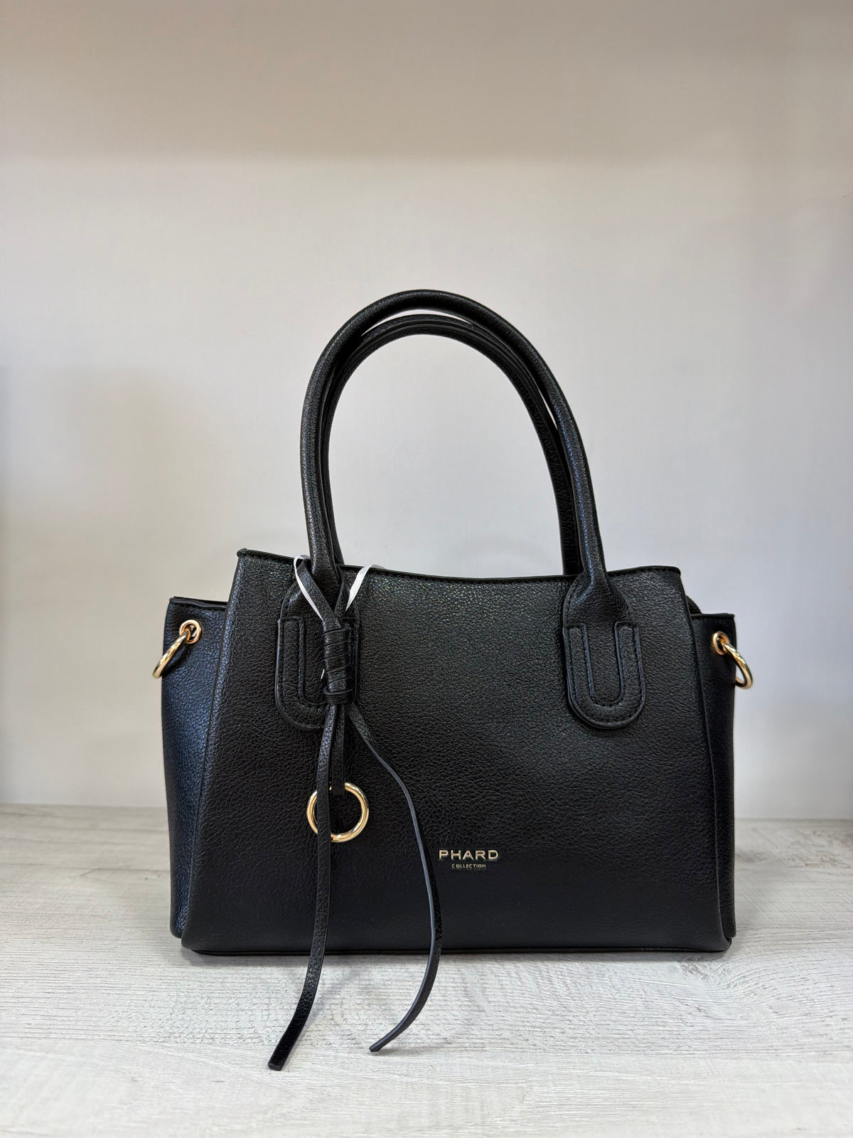 Borsa Ely