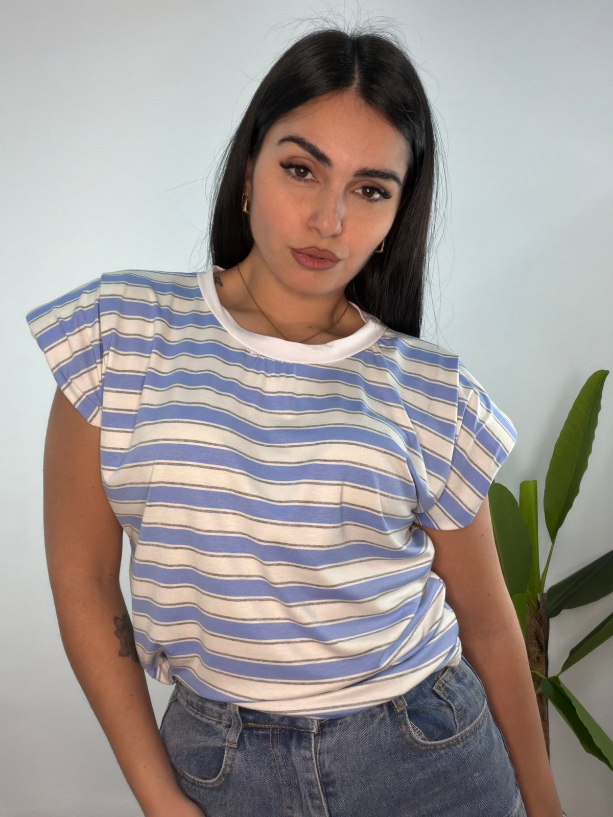 Shirt Shelly