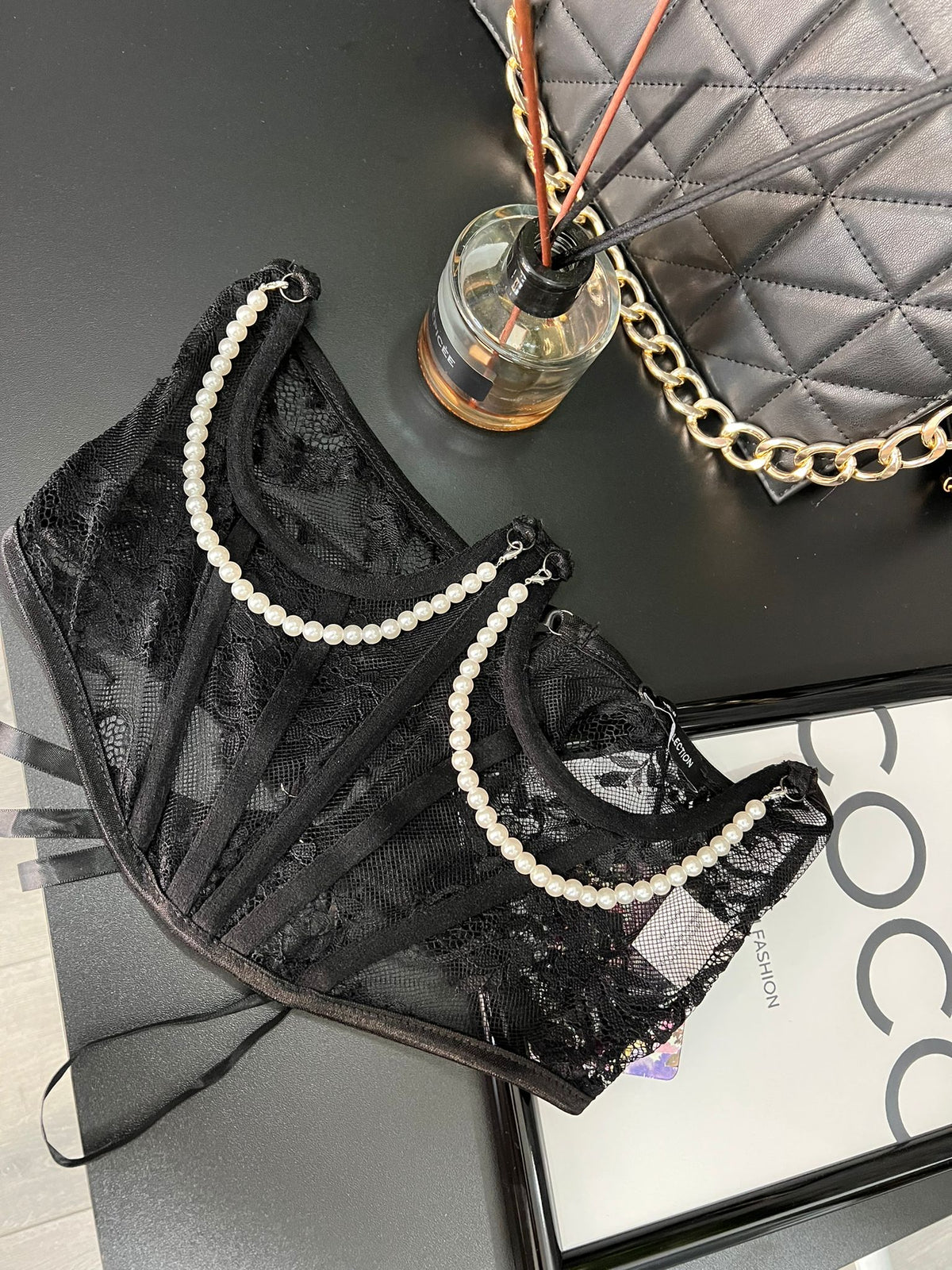 Corsetto Pearls