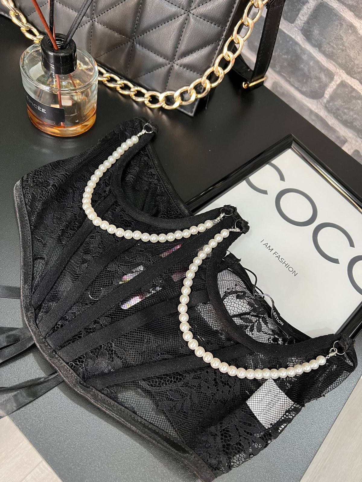 Corsetto Pearls