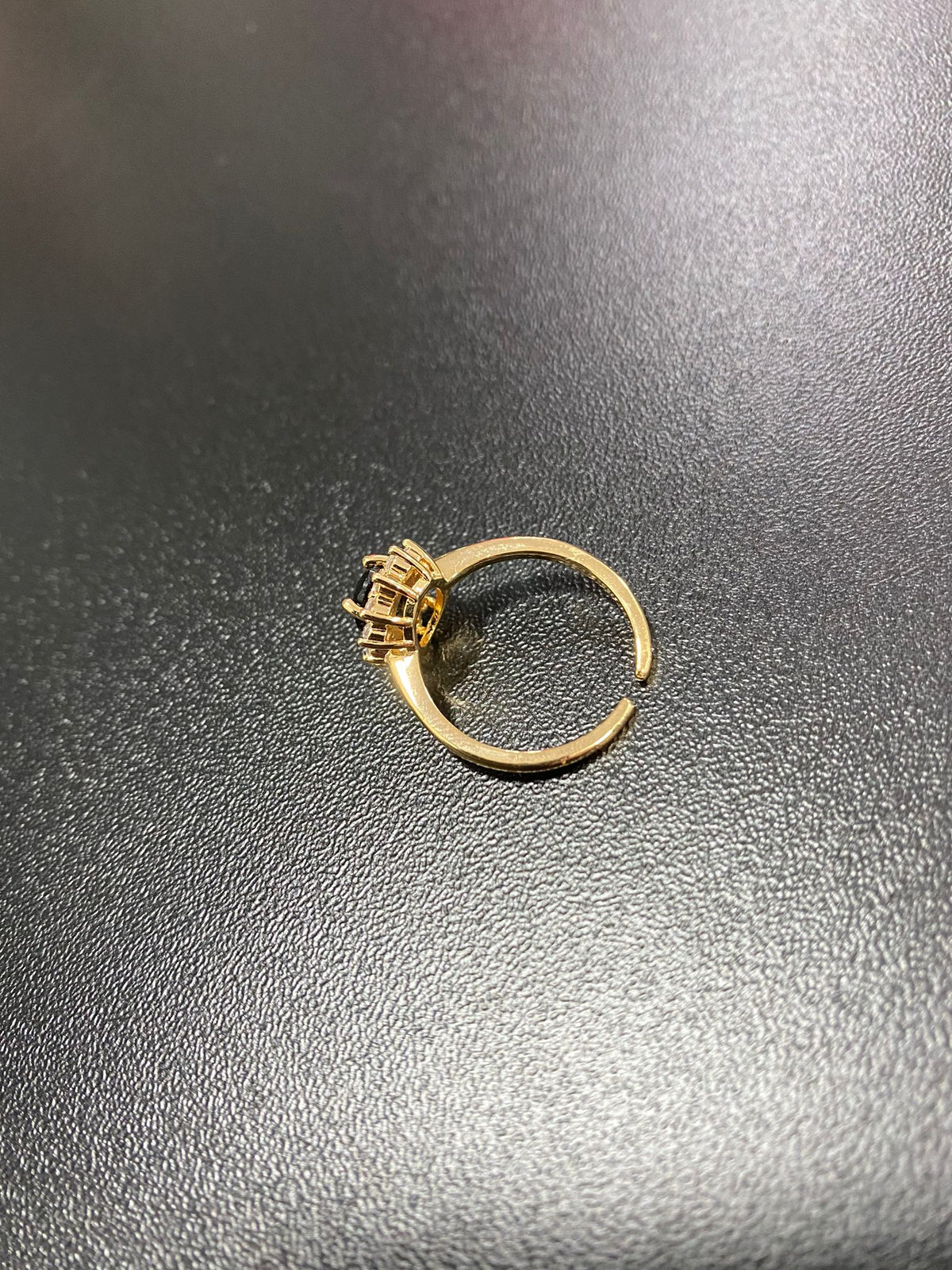 Anello Pietra