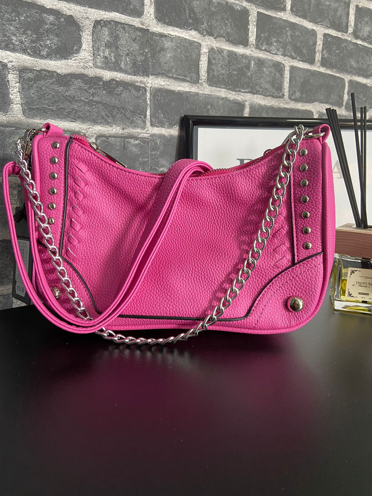 Borsa Studs