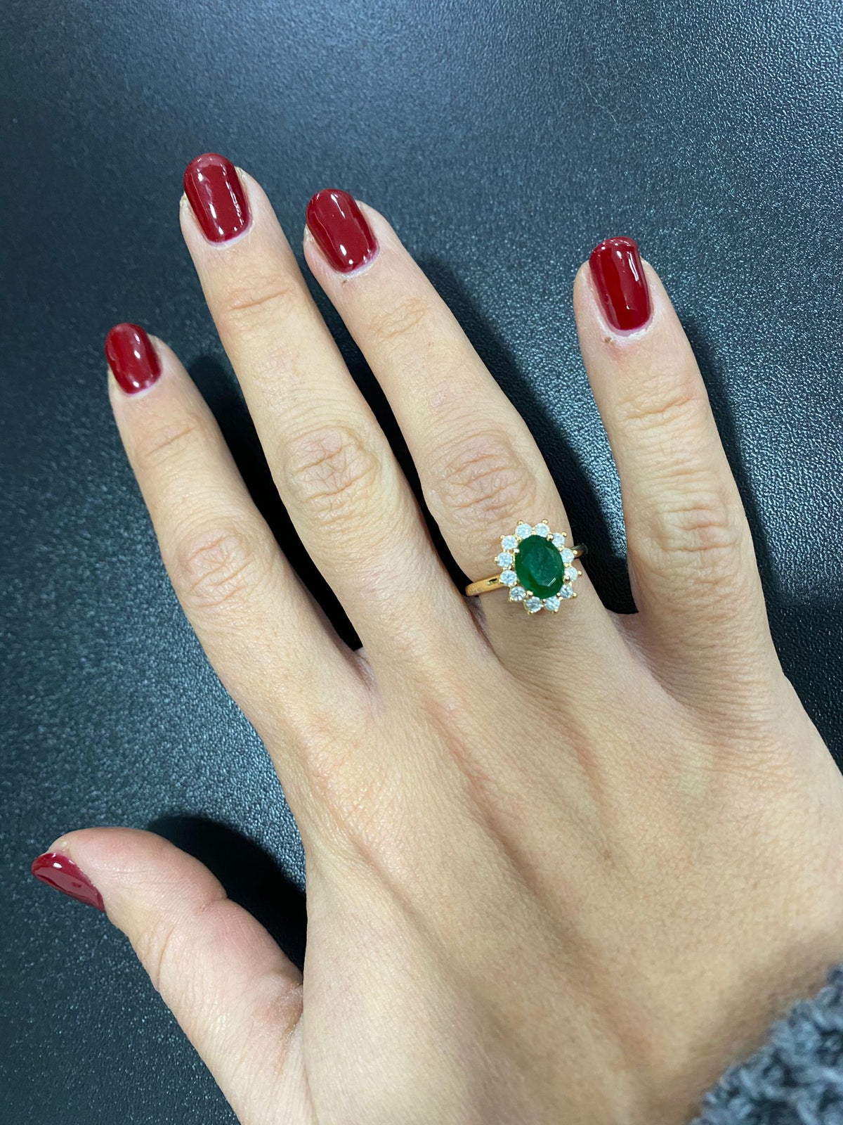 Anello Pietra