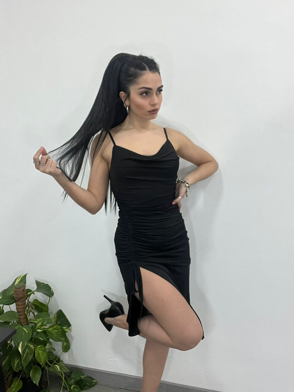 Abito Lara
